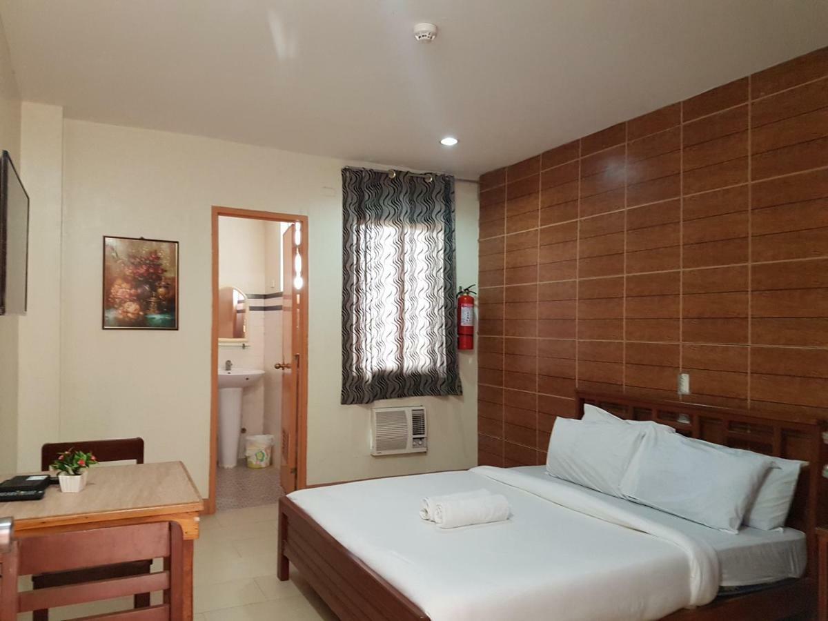 Joyful Island Hostel - Cebu City Dış mekan fotoğraf